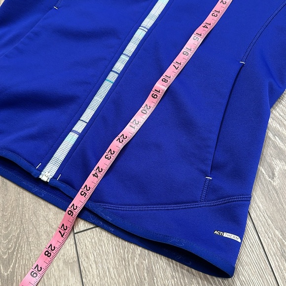 Salomon Jacket 🧥 - Picture 10 of 13